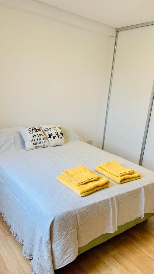 Jardines De Esmeralda Cipolletti Apartment Екстериор снимка