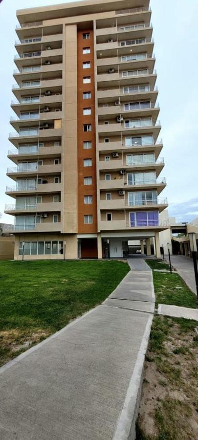 Jardines De Esmeralda Cipolletti Apartment Екстериор снимка