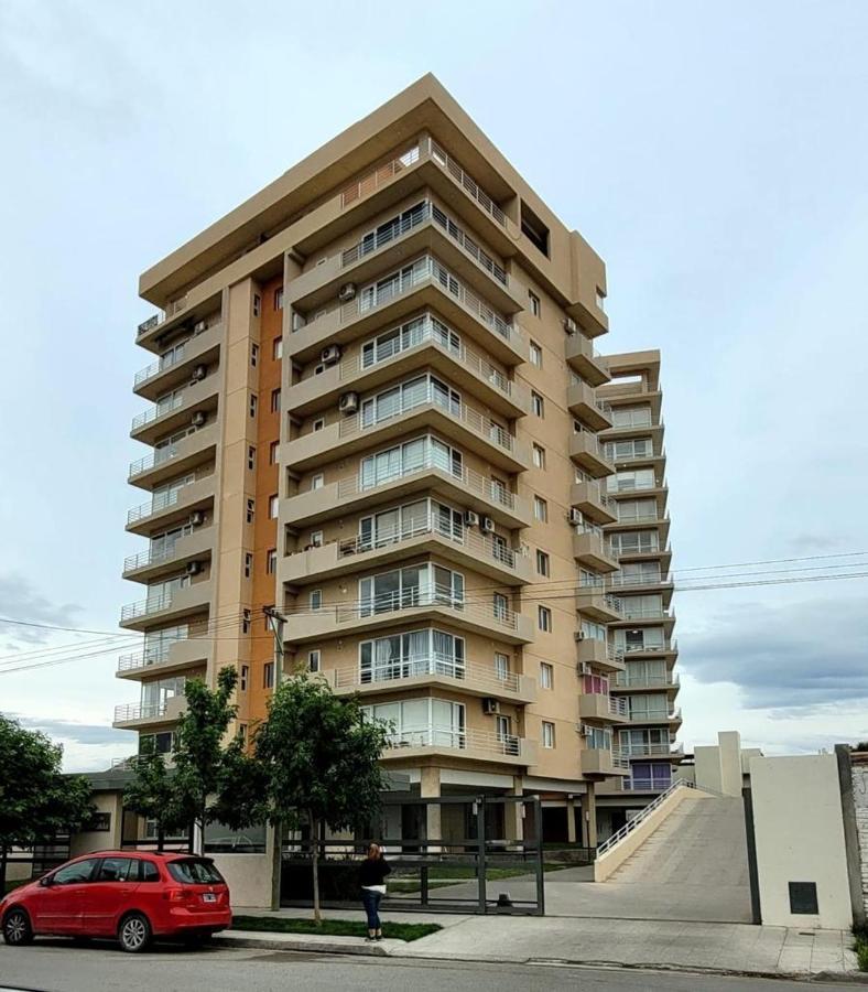Jardines De Esmeralda Cipolletti Apartment Екстериор снимка